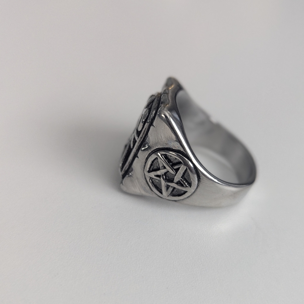 Devil Ring - Picture 4 of 4